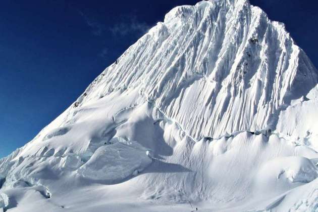 Ascent of the Alpamayo
