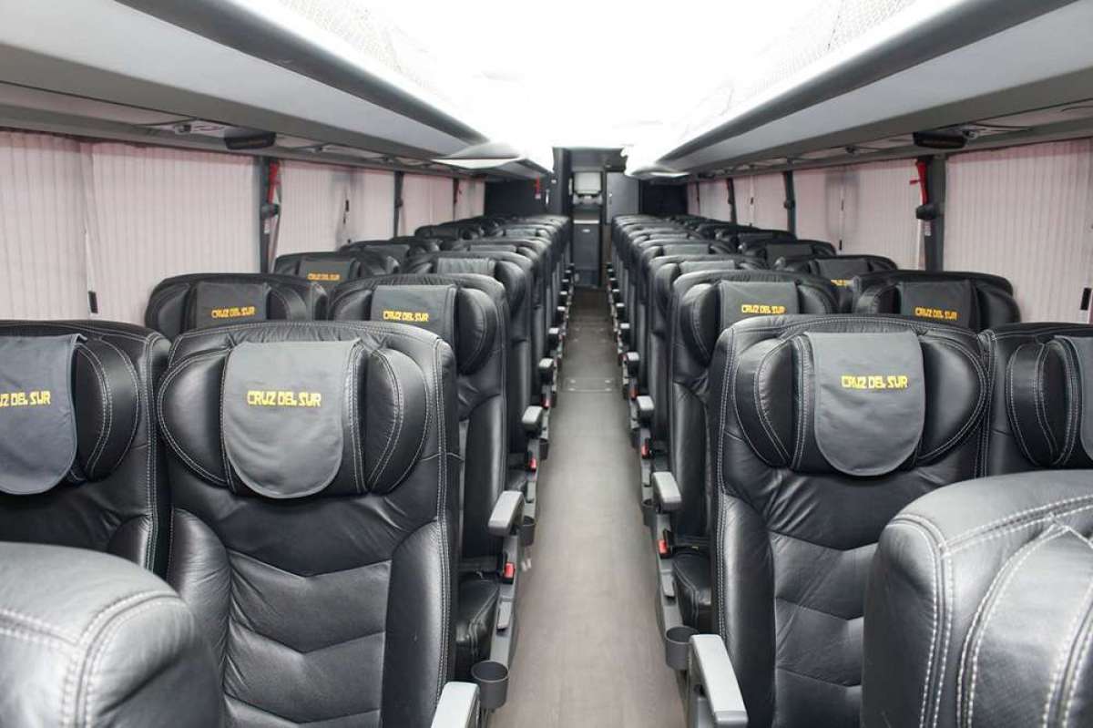Night bus from Lima