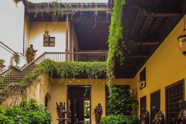Casa Cavero Vasquez