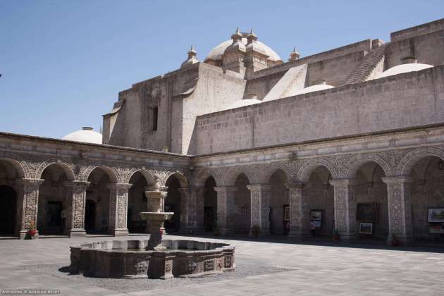 Claustros de La Compañía