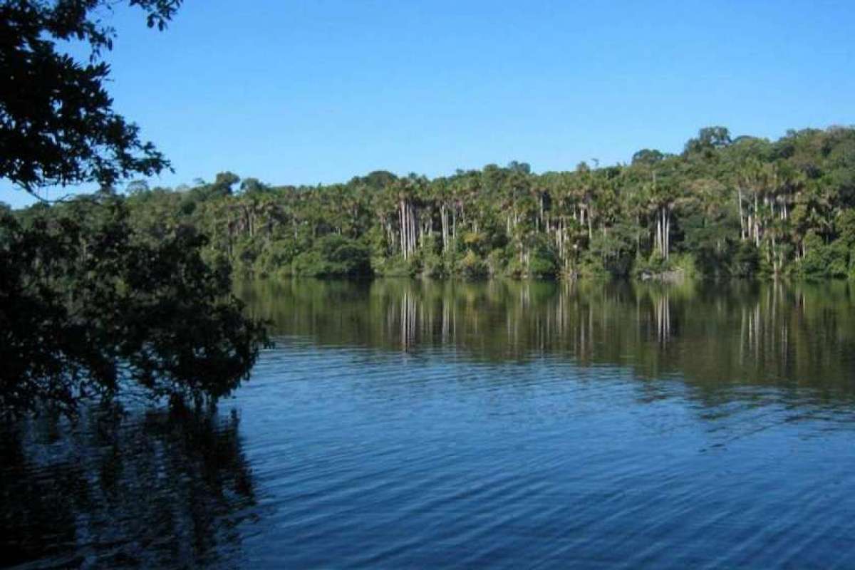 Valencia lake