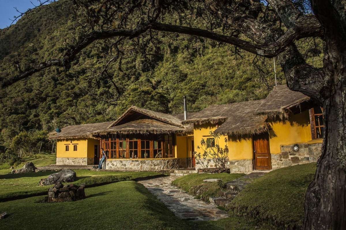 mountain lodge of peru