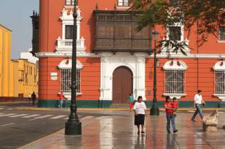 The main square (la plaza de armas)