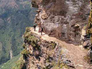Camino Inca: Pacaymayo – Runkurakay – Sayacmarca – Wiñaywayna