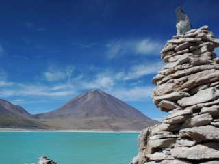 En servicio compartido 4x4 descubrimiento del sur de Lípez y regreso a Uyuni y luego autobús nocturno a La Paz.