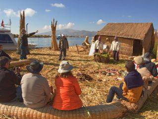 Lago Titicaca . Islas Uros y Amantani