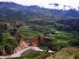 Caminata al cañón del colca.