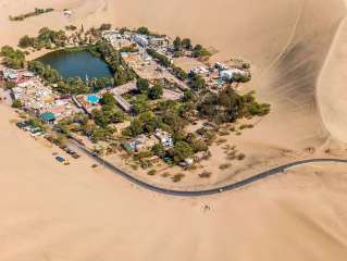Las islas Ballestas y el Oasis de Huacachina
