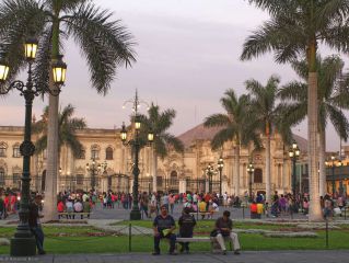 Lima y vuelo a Arequipa