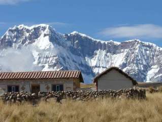 Trekking between Machuracay and Anantapata.