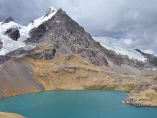 Trekking between Machuracay and Anantapata.