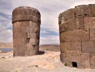 Puno / Visita de Sillustani / Juliaca / Lima