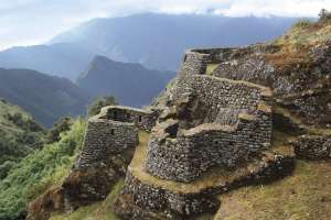 Latitud Perú.